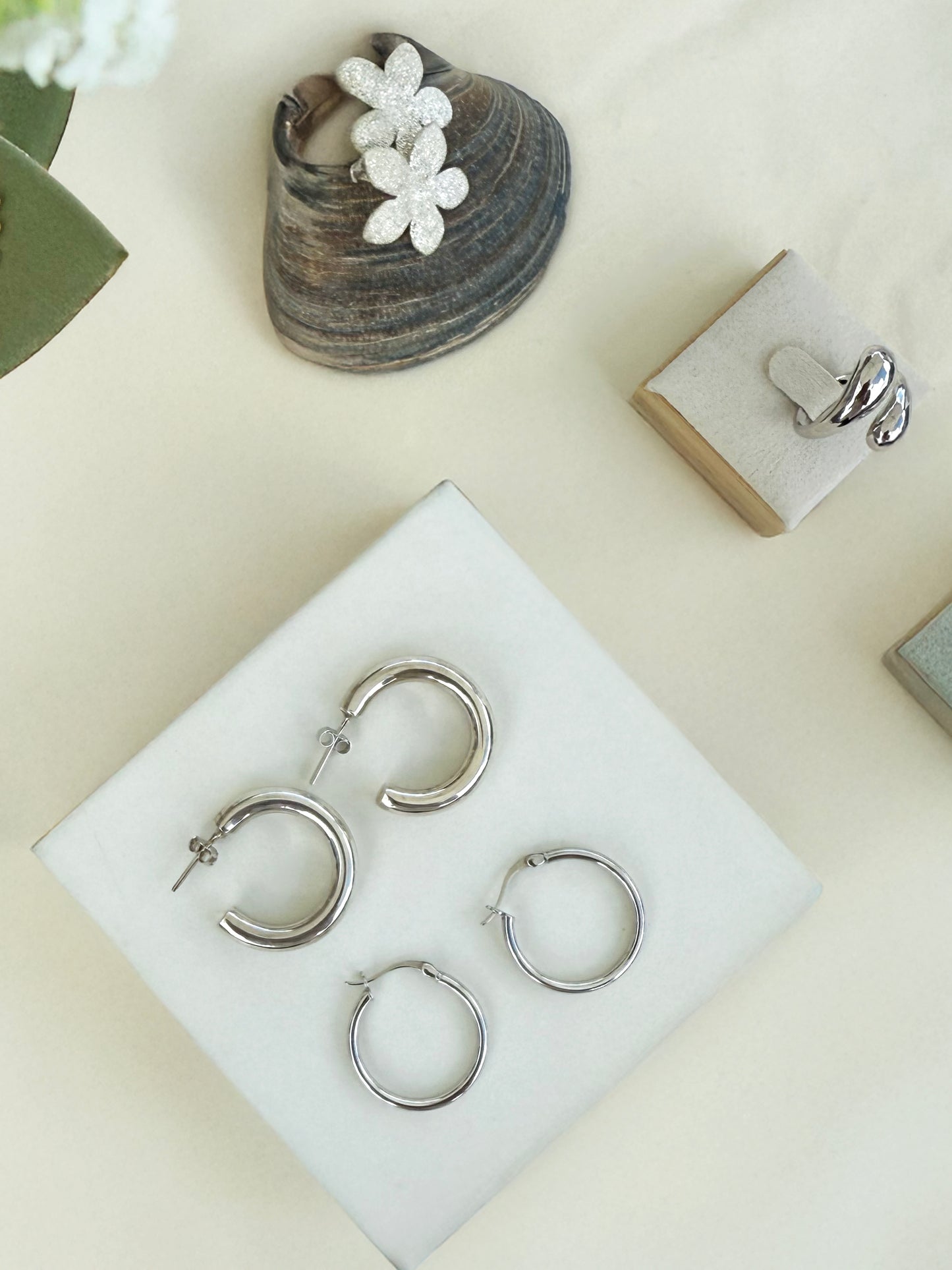 Chunky Tubular Hoops