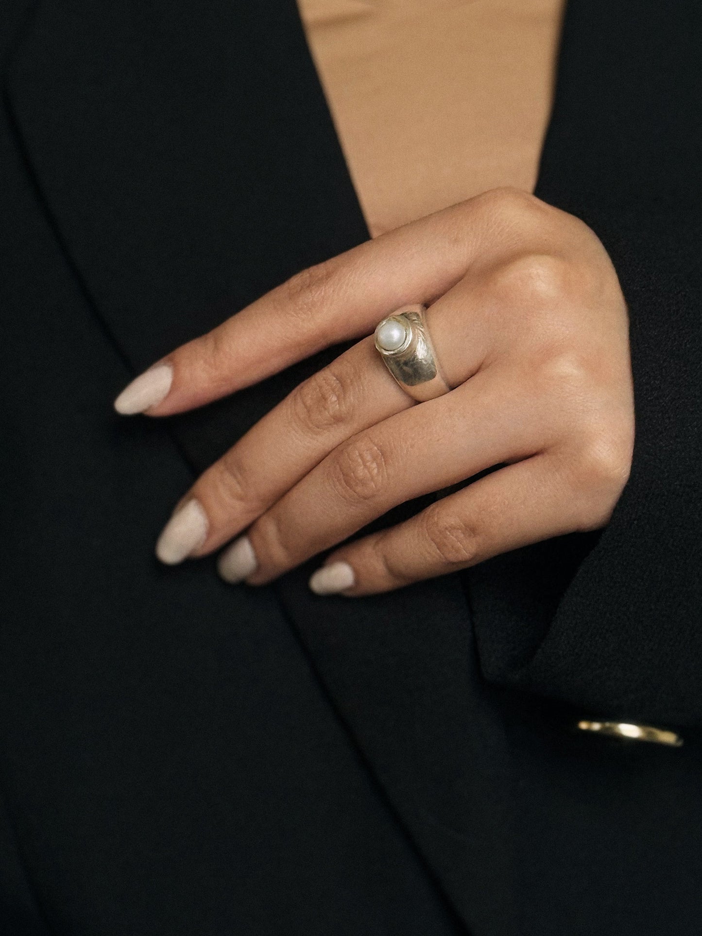 Pearl Chunky Ring