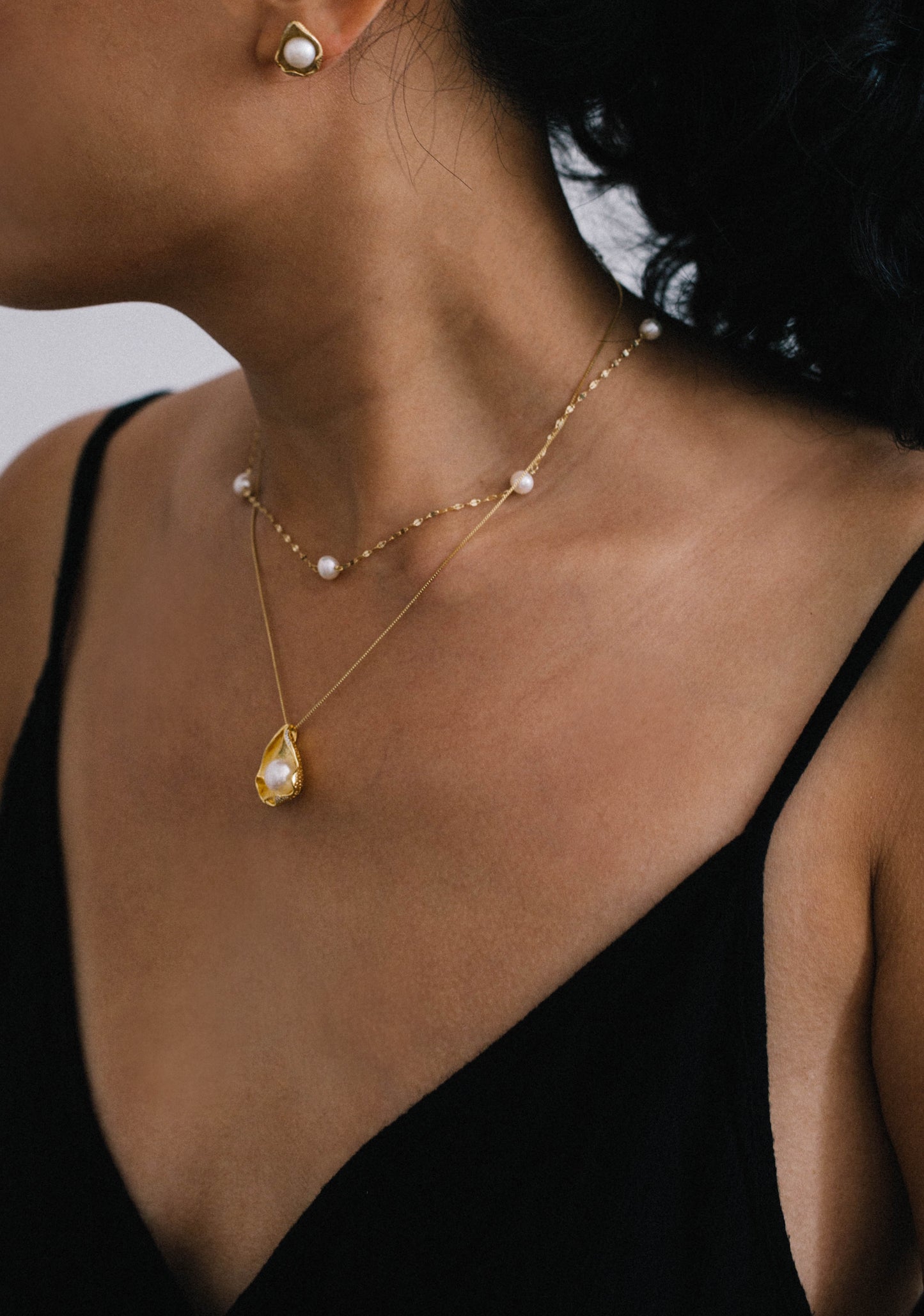 Calypso Stationed Pearl Necklace