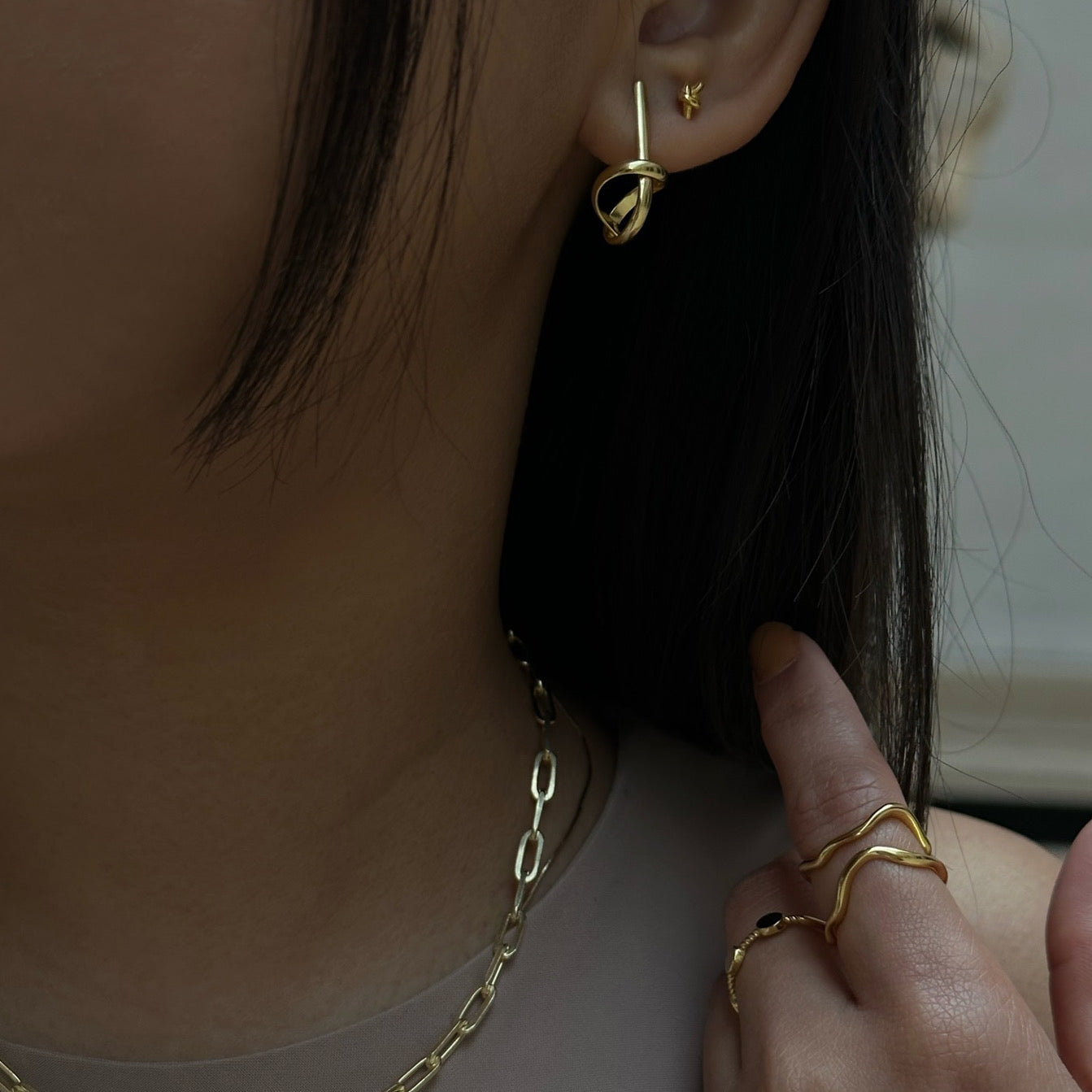 Hercules Big Knot Stud Earrings