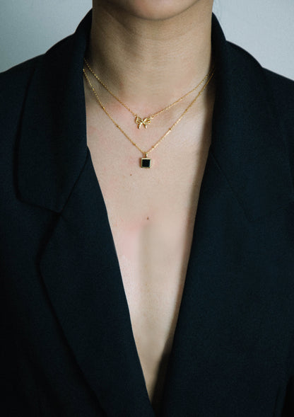 Noel Black Agate Pendant Necklace