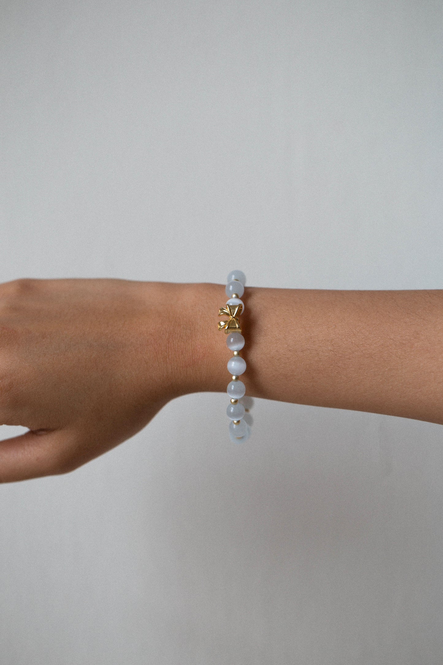 Eve Natural Opal Beads with Bow Bracelet