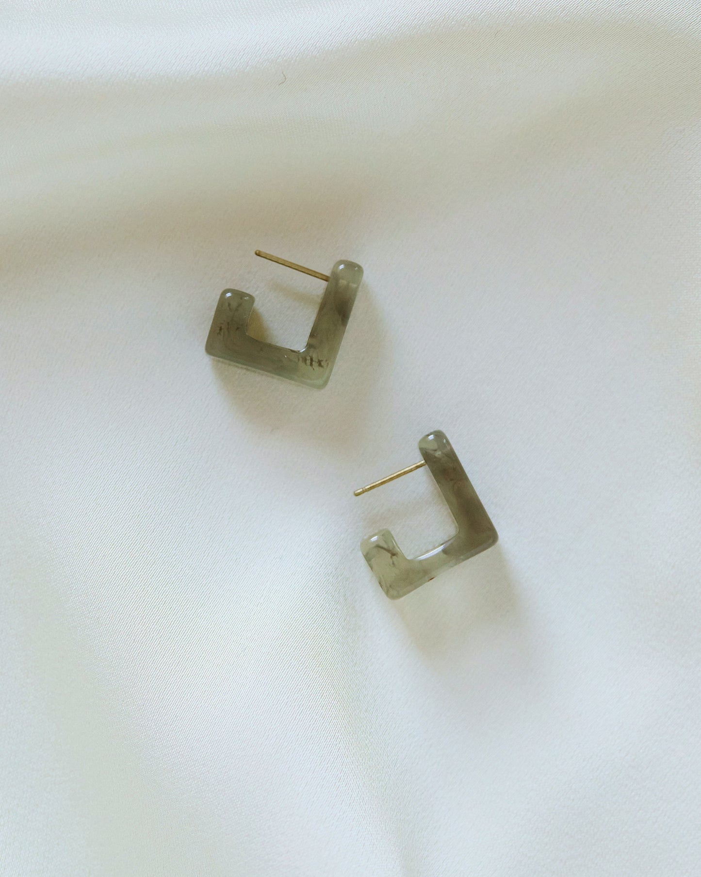 Resin Structure Hoops